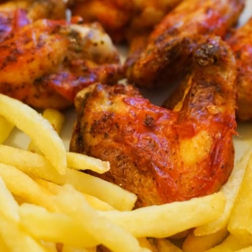 Chicken Wings 6 Pcs and Chips